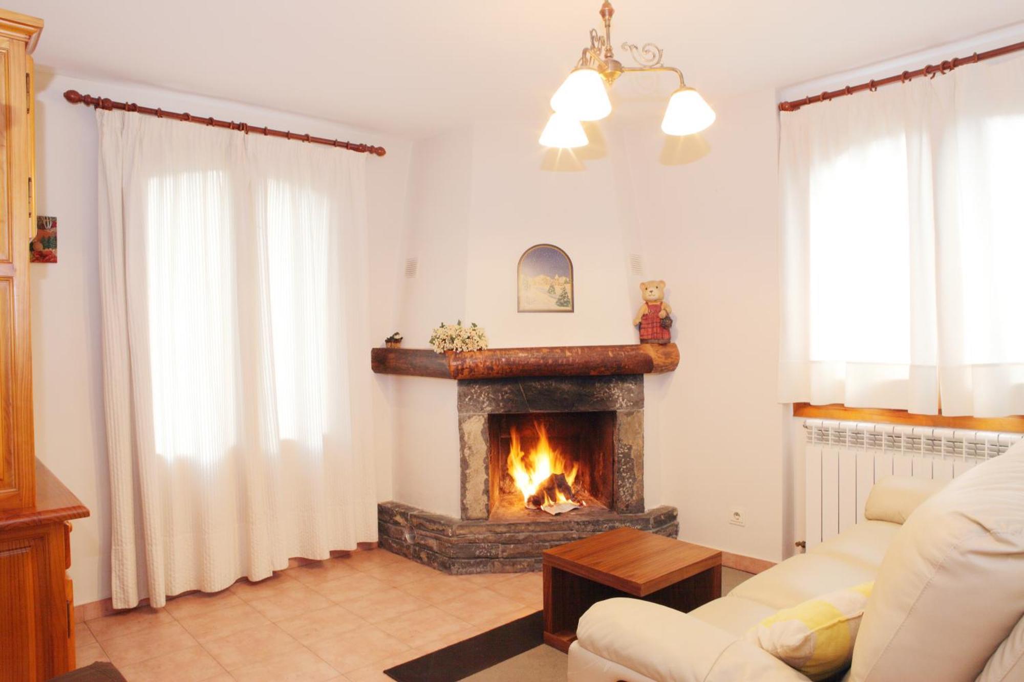 Apartamentos Alba Casa Alquesera Sahun Exteriör bild