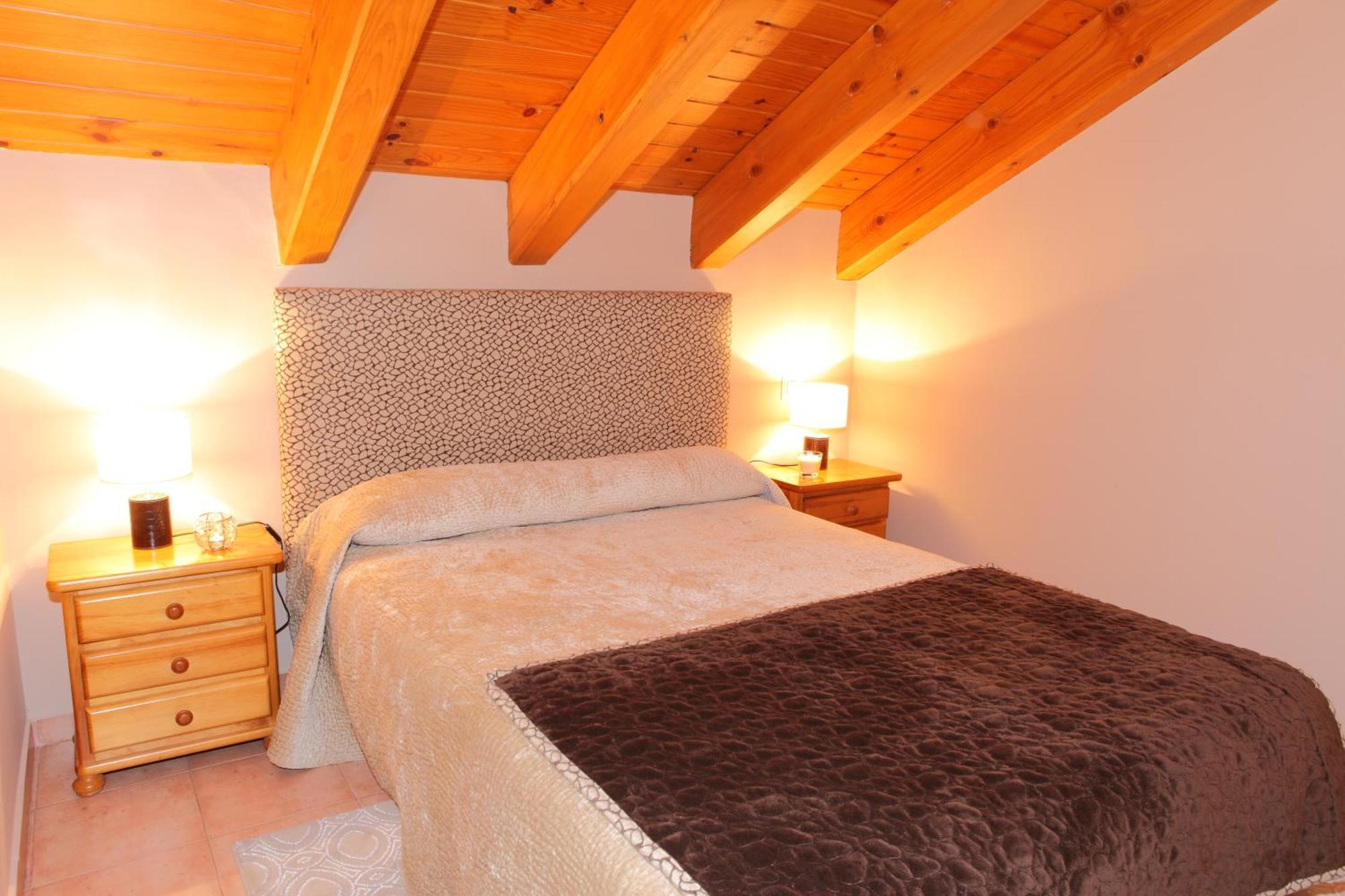 Apartamentos Alba Casa Alquesera Sahun Exteriör bild